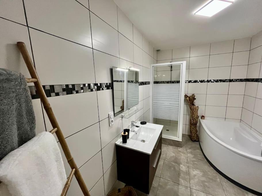 Apartment La Catalane T4 Destination Saintcyp Saint-Cyprien (Pyrenees-Orientales)